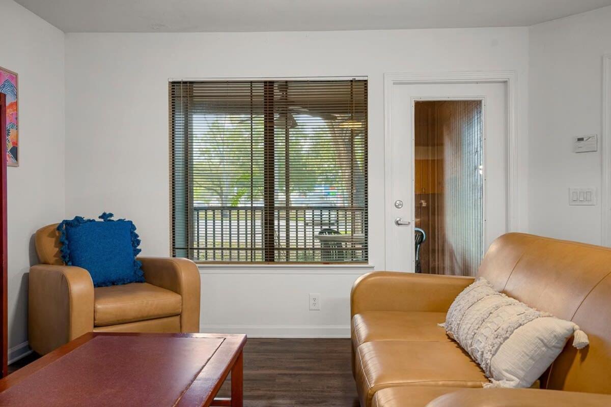 4Bd 2 Mi To Usf Free Pool + 24 Hour Gym Vila Tampa Exterior foto