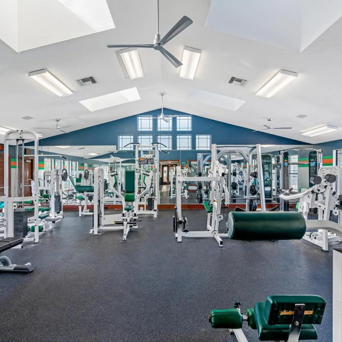 4Bd 2 Mi To Usf Free Pool + 24 Hour Gym Vila Tampa Exterior foto